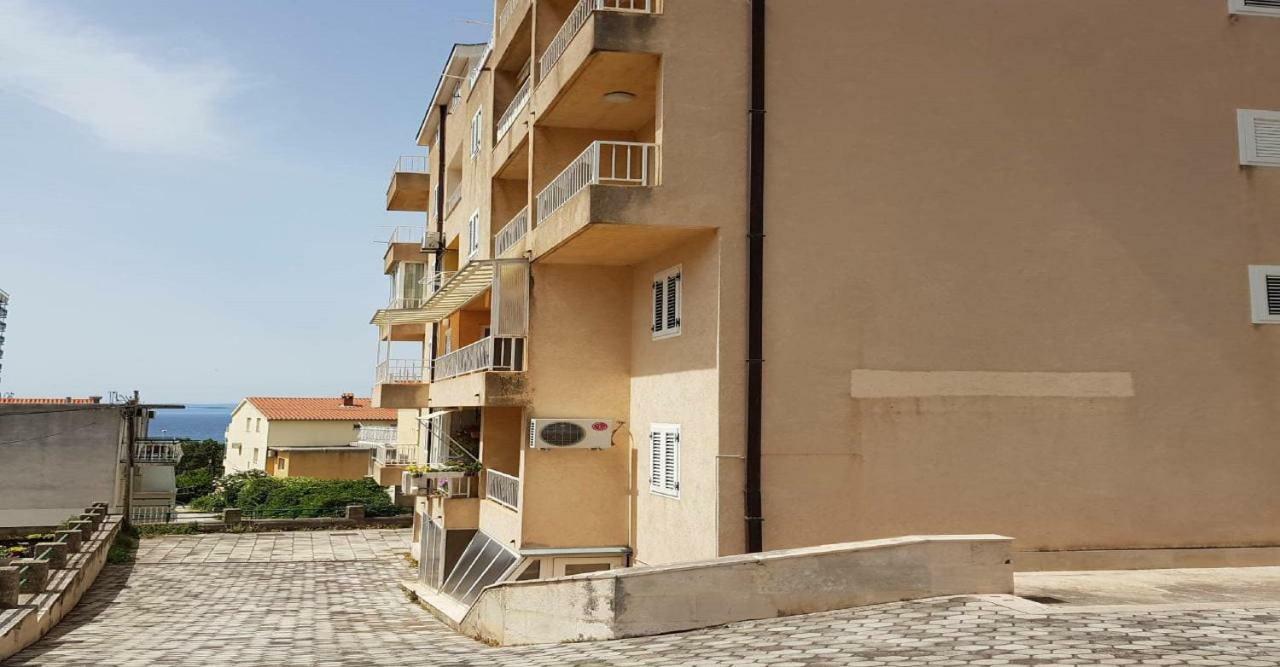 Apartman Ljubav 马卡尔斯卡 外观 照片